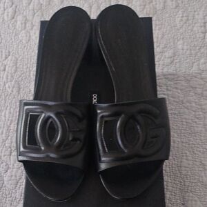 Dolce & Gabbana Women's Black Logo Sandals